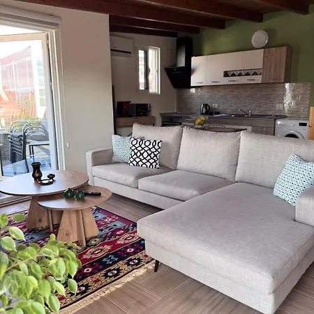 Terrace Escape *