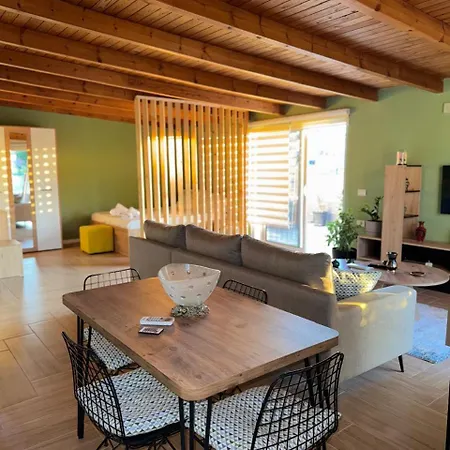 Terrace Escape Apartment *