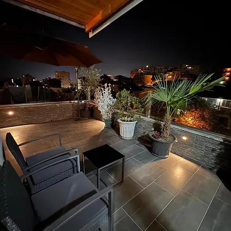 Apartment Terrace Escape *